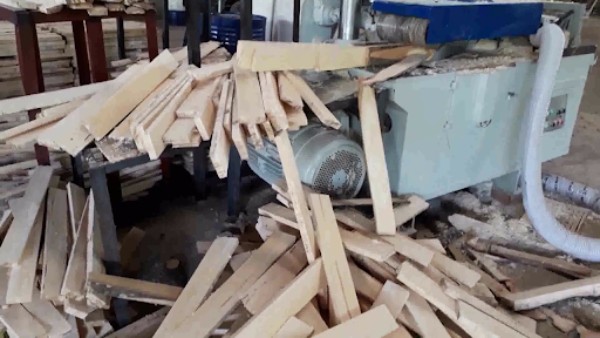 Công dụng của máy cắt gỗ pallet
